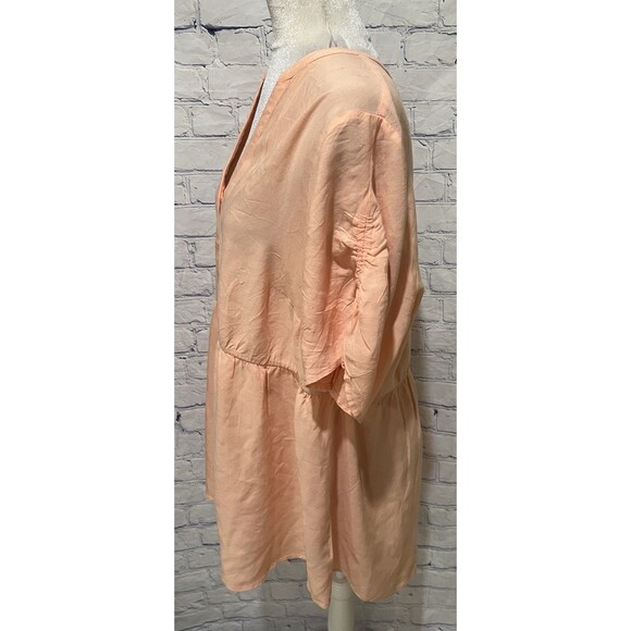 Torrid Women's Plus Size Babydoll Rayon Top Peach Solid Button Down Size 2/2X - Picture 3 of 9